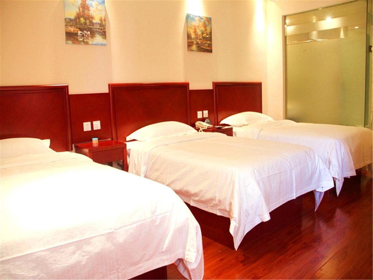 Greentree Alliance Guangxi Hezhou Babu District Lingfeng Square Hotel מראה חיצוני תמונה